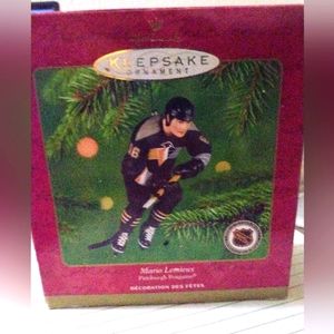 Hallmark Keepsake ornament, Mario Lemieux, Pittsburgh Penguins, NHL